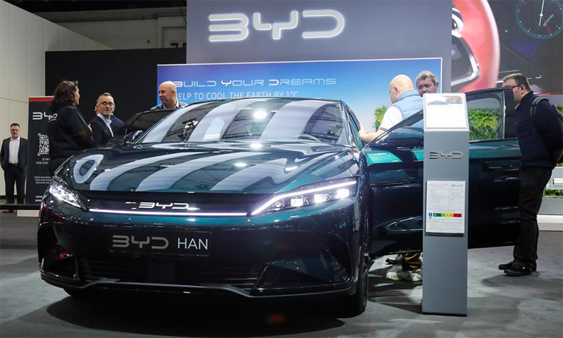 Tesla dan BMW Bergabung dengan Produsen Kendaraan Listrik China Gugat Tarif UE