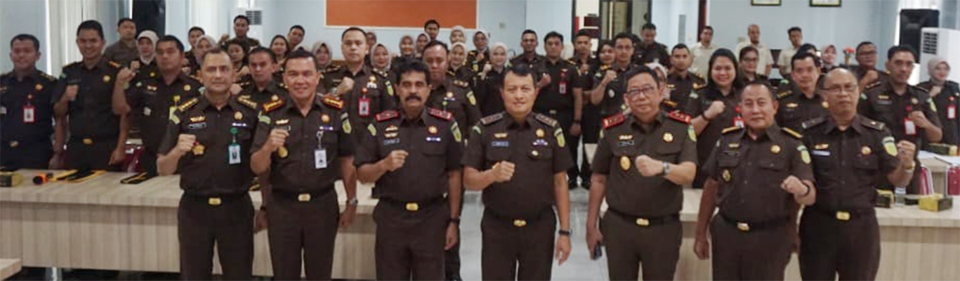 Kunjungan Kerja JAM Pengawasan: Meningkatkan Kualitas Layanan di Kejaksaan Negeri Batam