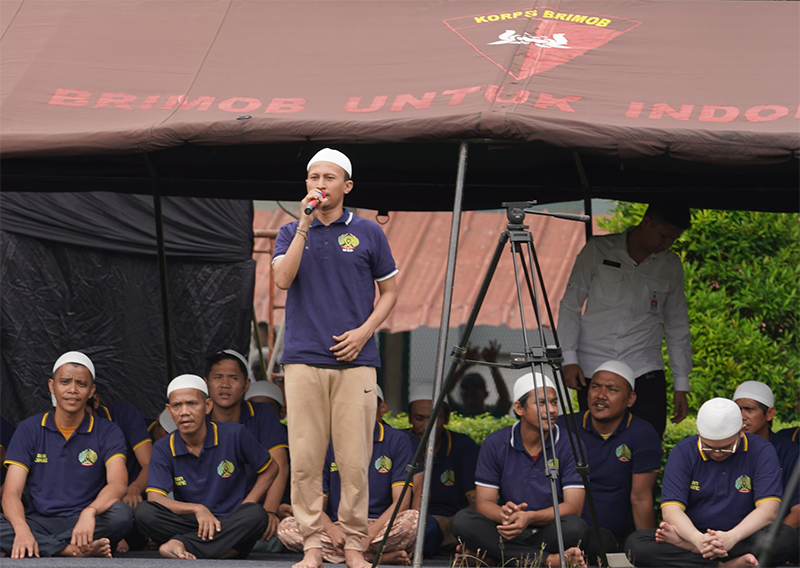 Tukar Jatah Makanan, Menteri Imipas Makan Bersama Warga Binaan Rutan Cipinang