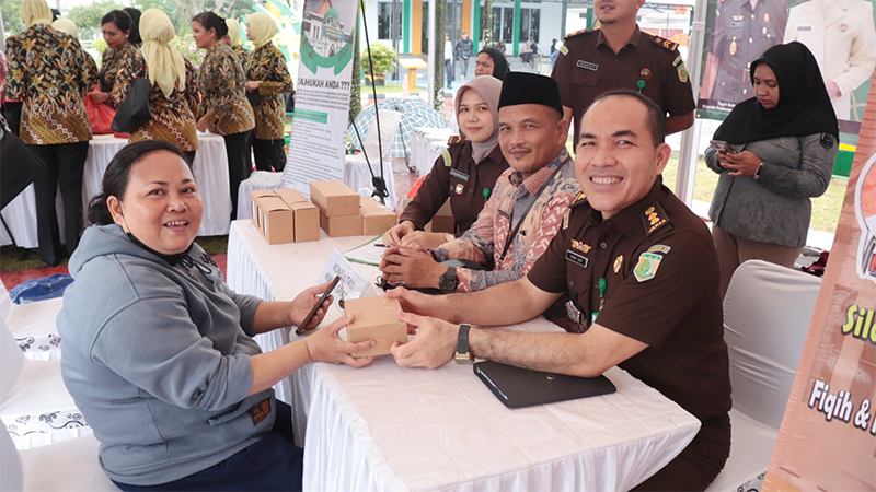 Edukasi Hukum Masyarakat, Kejati Kepri Gelar Program "Obrolan Menarik Jaksa Menjawab"