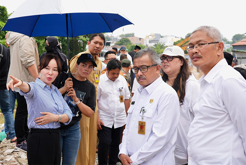 Rugikan Masyarakat, Li Claudia Beri Atensi Serius Aktivitas Penimbunan DAS Permata Baloi