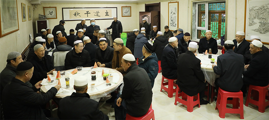 Menilik Masjid Xiuheyan Saat Bulan Suci Ramadan di Lanzhou, China Barat Laut