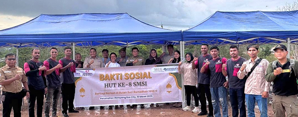 Rayakan HUT ke-8, SMSI Kepri dan PT MEG bagi Sembako ke Warga Rempang Eco-City