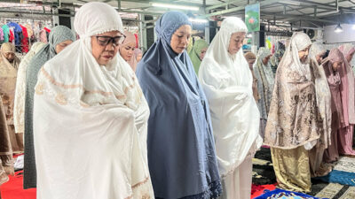 Diguyur Hujan, Lapas Perempuan Batam Gelar Salat Ied