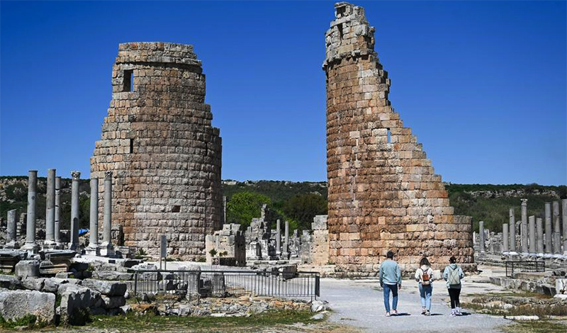 Berkunjung ke Situs Bersejarah Terkenal di Antalya, Turki