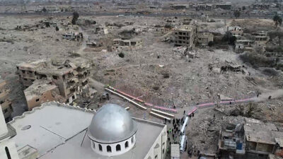 Warga Suriah Korban Perang Buka Puasa Bersama di Tengah Reruntuhan di Damaskus