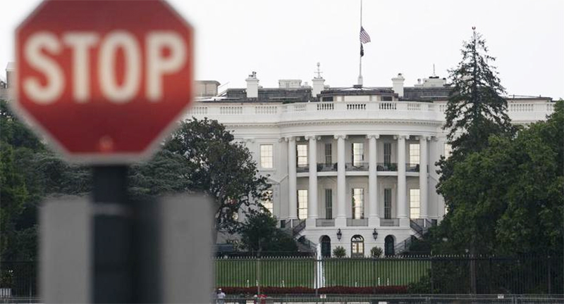 Unjuk Rasa Menentang Kebijakan Pemerintahan Trump Digelar di AS dan Eropa