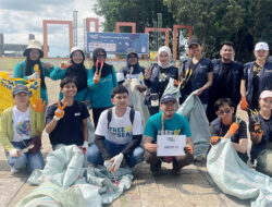 Peringati Hari Bumi, HARRIS Barelang Batam Aksi Bersih-bersih Bersama Free The Sea di Jembatan 1 Barelang