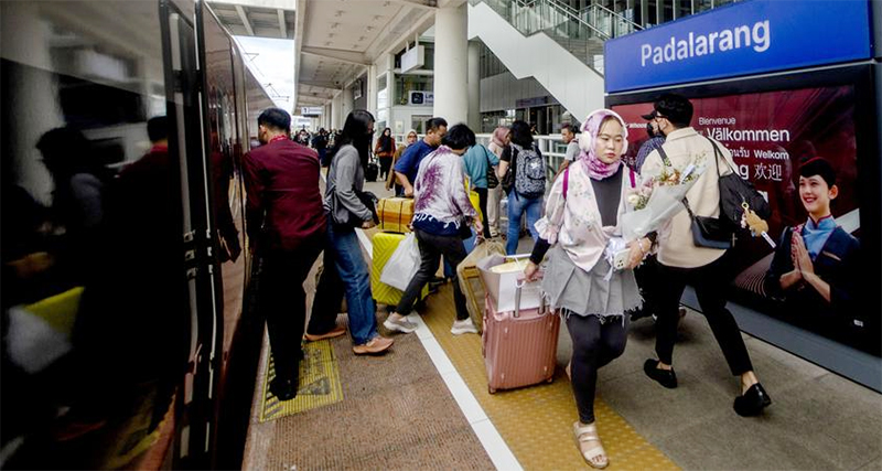 Kereta Cepat Whoosh Layani 210.000 Lebih Penumpang Selama Liburan Idul Fitri