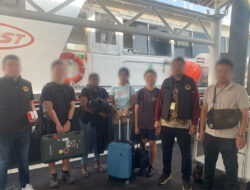 Produksi Film Ilegal, Imigrasi Batam Deportasi Sembilan WNA