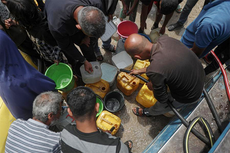 Sistem Penyediaan Air Minum Kolaps, Warga Gaza "Hampir Mati Kehausan"