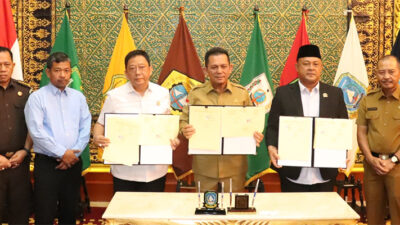 Sinergi untuk Keadilan: Kajati Kepri, Gubernur, dan Ketua DPRD Teken MoU Penanganan Pelaku Tindak Pidana Berbasis RJ