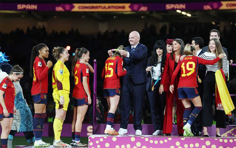 Presiden FIFA Bidik Pendapatan 1 Miliar Dolar AS untuk Piala Dunia Wanita