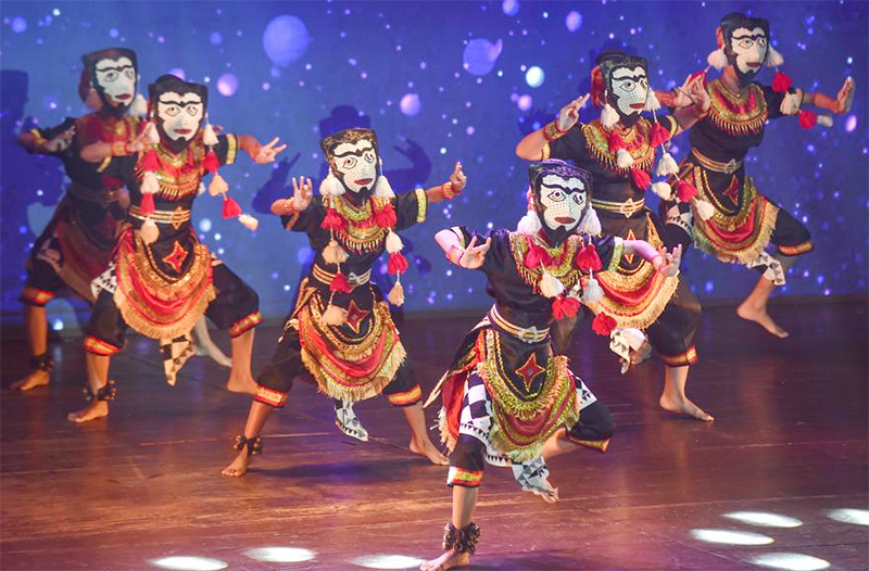 Ribuan Penari Meriahkan Acara Indonesia World Dance Festival 2025
