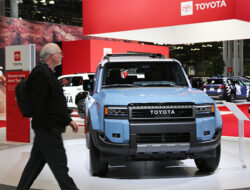 Toyota Perkirakan Penurunan Laba Bersih 34,9 Persen pada Tahun Fiskal 2025