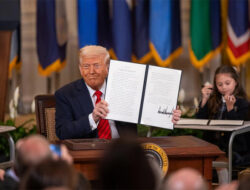 15 Negara Bagian di AS, Gugat Perintah Eksekutif Trump yang Percepat Proyek Bahan Bakar Fosil