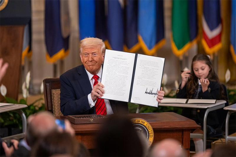 15 Negara Bagian di AS, Gugat Perintah Eksekutif Trump yang Percepat Proyek Bahan Bakar Fosil