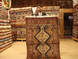Menilik Keindahan Karpet Buatan Tangan di Afghanistan