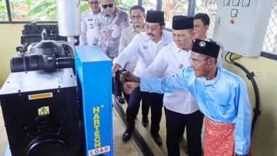 ”Kepri Terang, Harapan Menyala”: Gubernur Ansar Resmikan Genset Pulau Bahan, Warga Kini Nikmati Terang