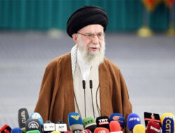 Pemimpin Tertinggi Iran Cap AS sebagai “Kaki Tangan Pasti” dalam “Kejahatan” Israel Setelah Veto PBB