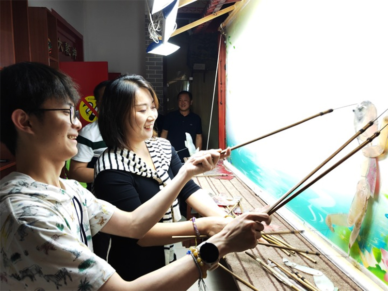 Mahasiswa Indonesia Bertekad Dorong Interaksi Wayang Kulit, Jembatani Budaya Indonesia dan China