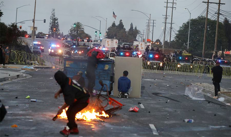 Trump Kirim Pasukan Garda Nasional untuk Tangani Protes Imigrasi di Los Angeles