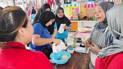Bermanfaat Purna Hukuman, Lapas Perempuan Batam Latih WBP Buat Roti Bersama FPPI