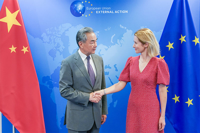 China Tolak Keras Langkah UE Masukkan Entitas China dalam Sanksi Rusia