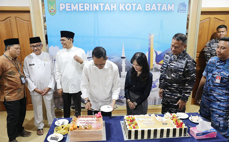 57 Tahun Amsakar Achmad: Ulang Tahun Pemimpin yang Menginspirasi Kota Batam