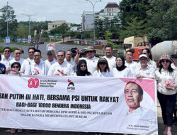 Merah Putih Berkibar di Hati Rakyat: PSI Batam Bagikan Sepuluh Ribu Bendera, Kobarkan Semangat Cinta Indonesia