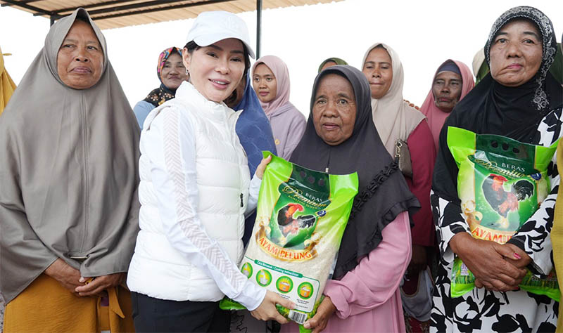 Li Claudia Salurkan Bantuan dan Sumbangan Pembangunan di Rempang Eco City