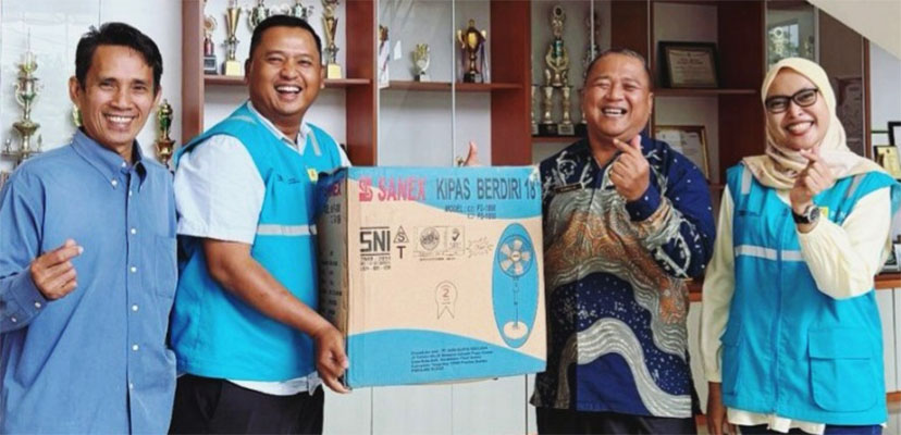 PLN Batam Dekat dengan Pelanggan: Wujudkan Layanan Andal dan Bersih di Hari Pelanggan Nasional