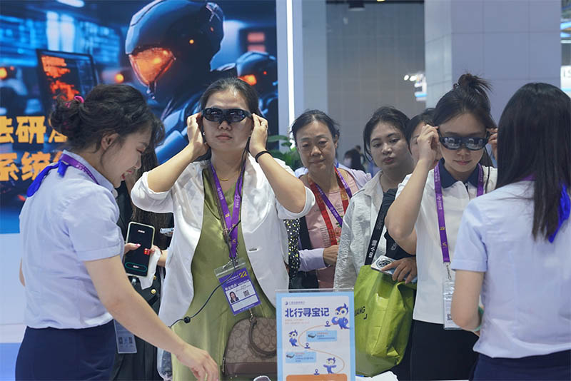 China-Indonesia Perkuat Kerja Sama AI Lewat Pameran China-ASEAN ke-22