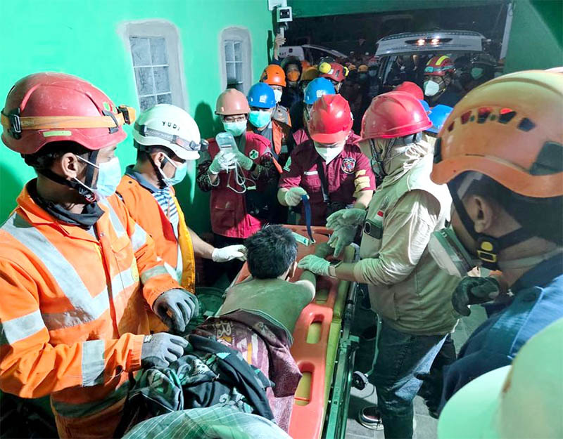 Korban Jiwa Insiden Ambruknya Musala di Ponpes Al-Khoziny Bertambah jadi 5 Orang