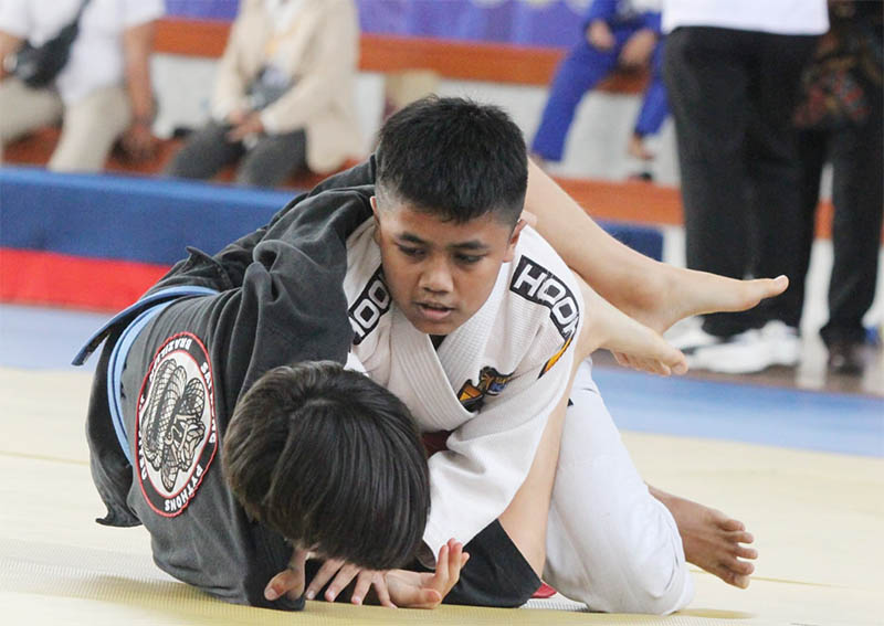 Kenzie & Danang, Dua Pendekar Muda Batam Siap Unjuk Gigi di Kejuaraan Dunia Jujitsu Thailand