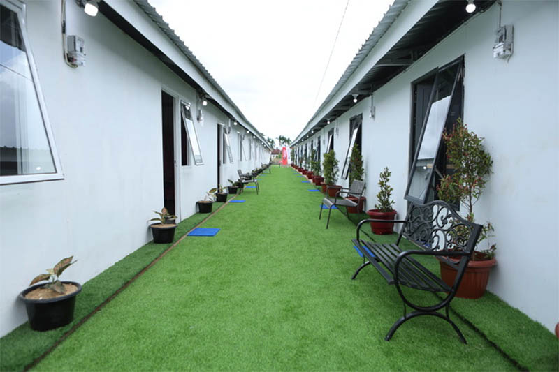 Warga Aceh Tamiang Bangun Huntara Pascabanjir