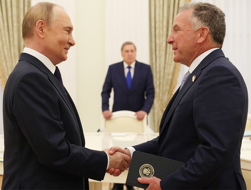 Rusia dan Ukraina Akhiri Pembicaraan di UEA Tanpa Pengumuman Kesepakatan Konkret