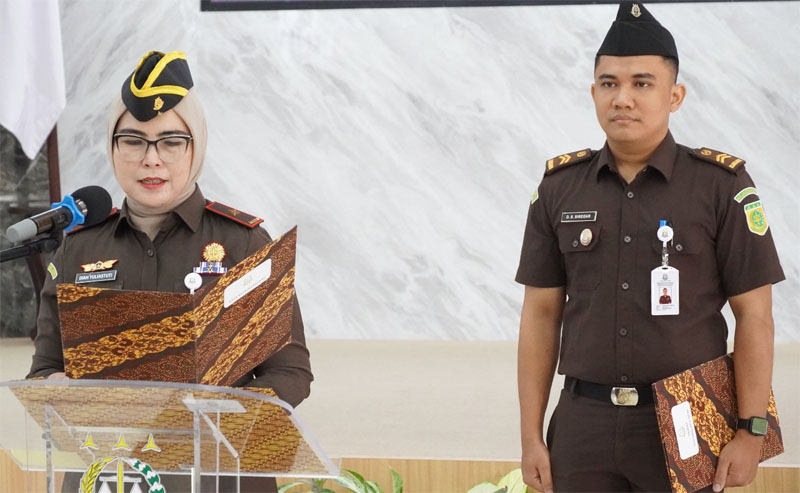 Kajati Kepri Lantik Delapan Pejabat Baru, Tekankan Integritas dan Profesionalisme