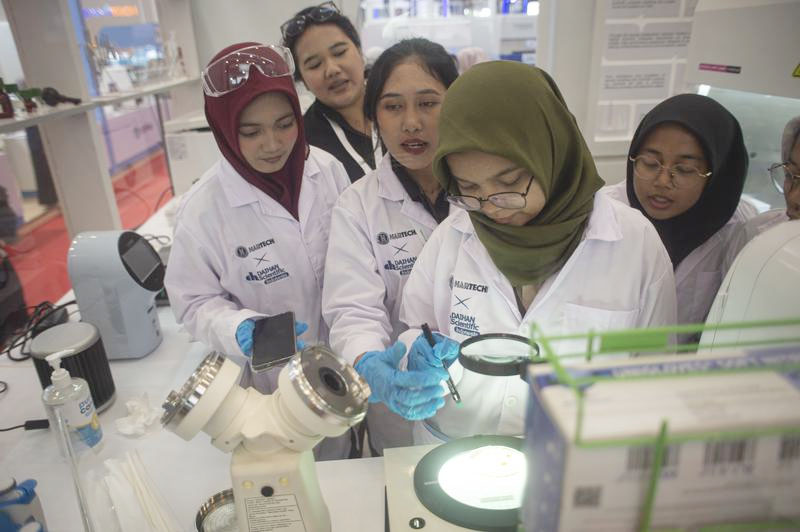 FMIPA UI Temukan Spesies Baru Bakteri Tahan Panas