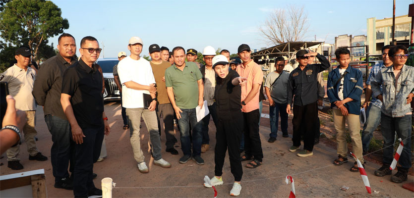 Pantau Langsung Proyek Jalan dan Drainase, Li Claudia Pastikan Pengerjaan Berjalan Optimal
