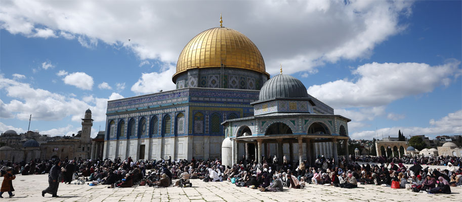 Intisari: Aksi Pemukim Israel Terobos dan Gelar Ritual Keagamaan di Al-Aqsa Picu Kecaman Regional