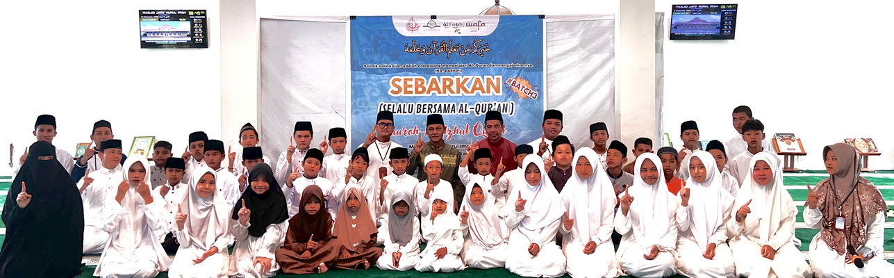 Liburan Sekolah, 50 Pelajar dan Mahasiswa di Kota Tanjungpinang Mendekatkan Diri kepada Alquran di Masjid Jami’ Nurul Iman