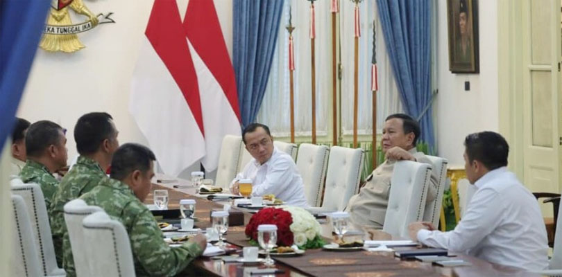 Presiden Prabowo Terima Laporan Program Strategis TNI untuk Percepat Pemerataan Pembangunan
