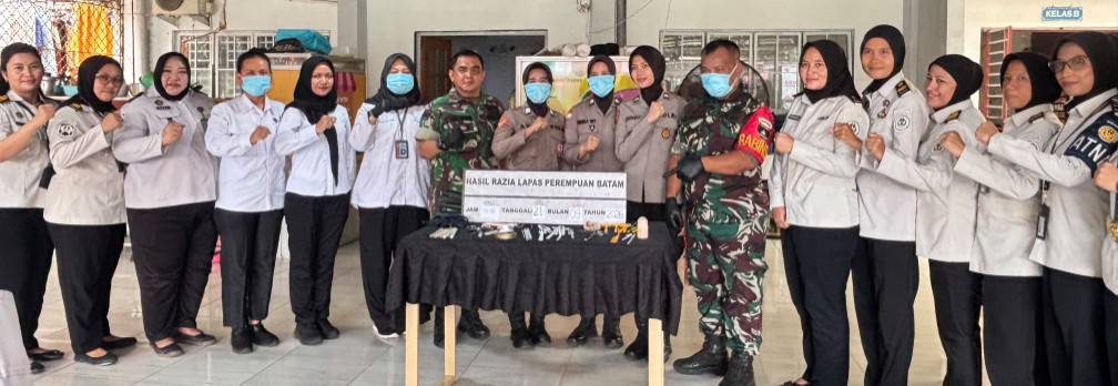 Lapas Perempuan Batam Gelar Razia Gabungan Kamar Hunian WBP Bersama TNI dan Polresta