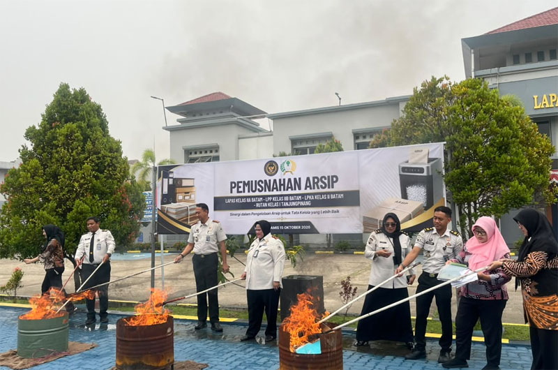 Tertibkan Administrasi, Lapas Perempuan Batam Ikuti Pemusnahan Arsip 2026